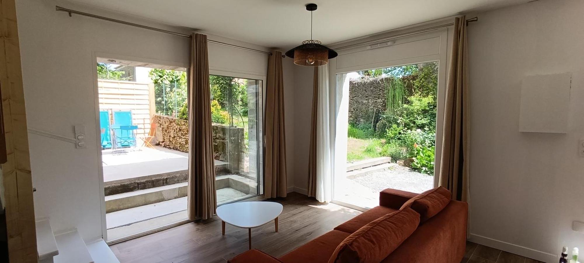 Maison Irondas Saint-Pierre-d'Aurillac Exterior foto